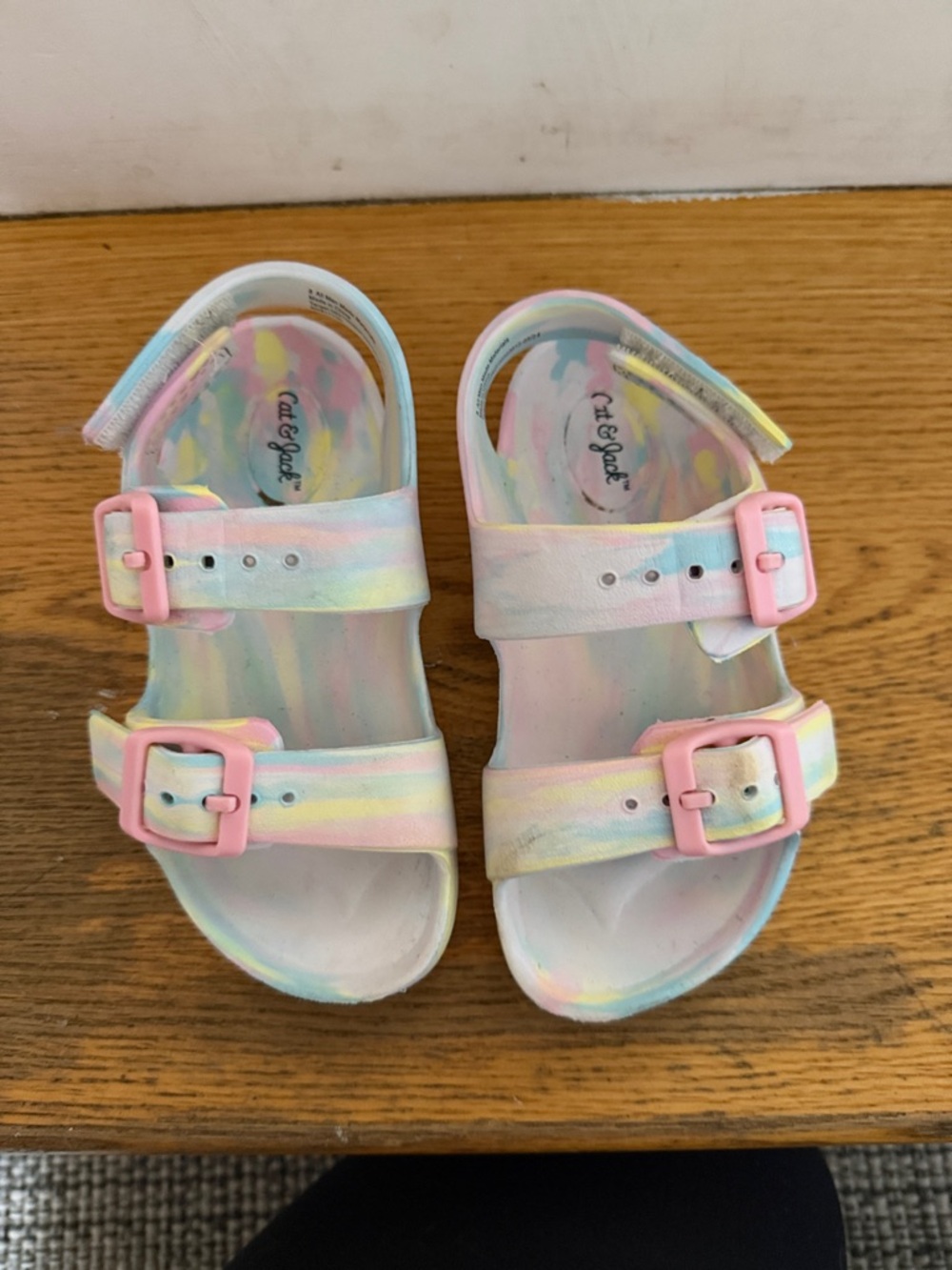 Toddler Girls Pastel Rainbow Buckle Sandals - Pink Accents